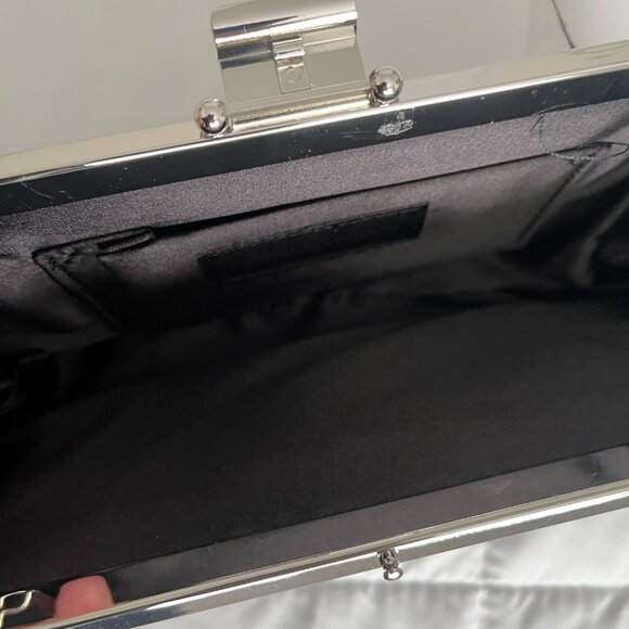 Gunne Sax by Jessica McClintock® Black Pleated Satin Convertible Clutch Chain - Picture 5 of 11